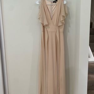 Lulus beige maxi dress. Size M